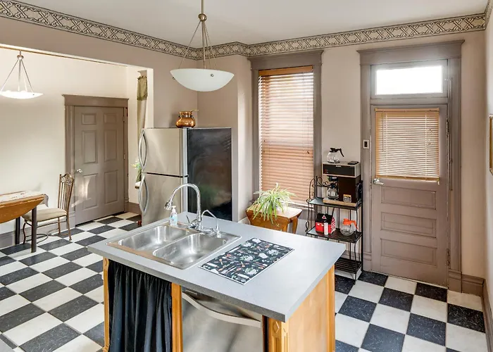 Pet-friendly Historic Library On Route 66 Holiday home *