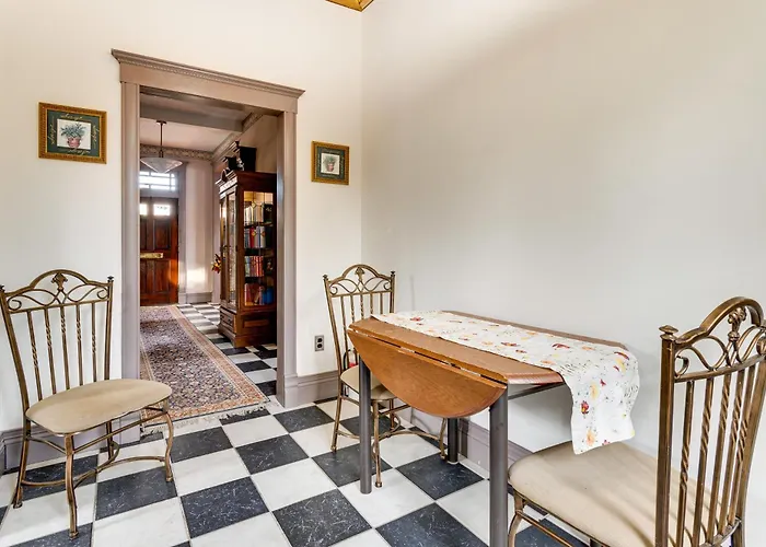 Holiday home Pet-friendly Historic Library On Route 66