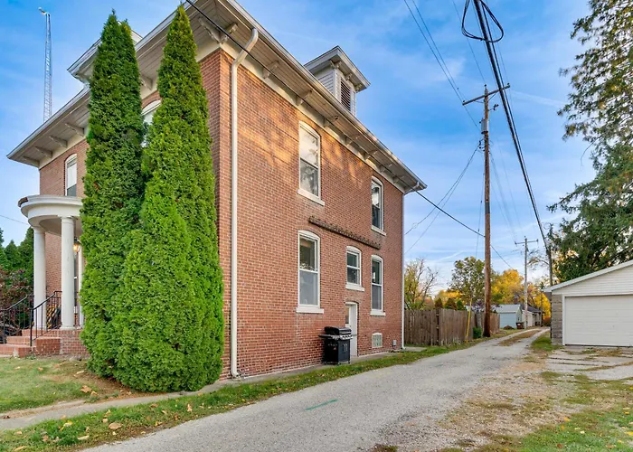 Pet-friendly Historic Library On Route 66 Holiday home *